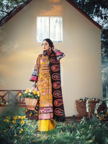Magnolia Maryam Hussain Winter Shawl 2021